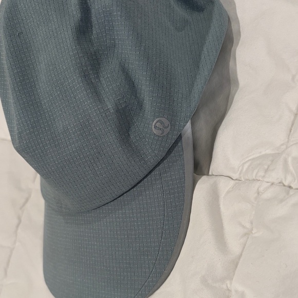 lululemon athletica Blue Hat - Picture 4 of 7